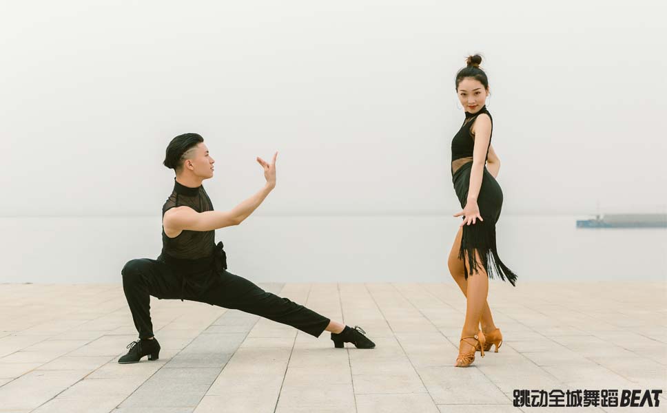 拉丁舞的基本步伐及技巧,拉丁舞冠军的拉丁舞基本步
