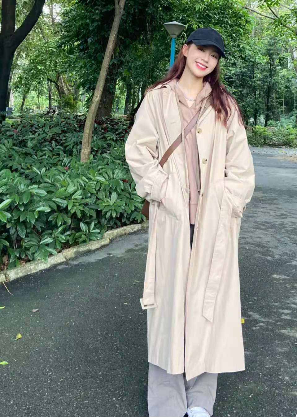 小个子怎么穿搭风衣显高显瘦,小个子如何挑选风衣