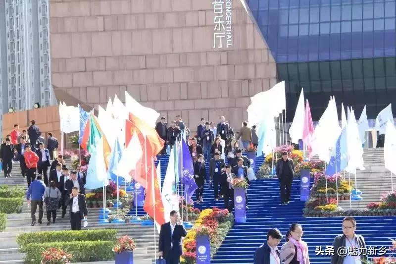 新乡故事完整版,新乡的故事大全