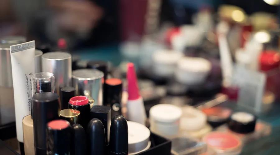 开大牌美妆集合店怎么样,投入30万开店