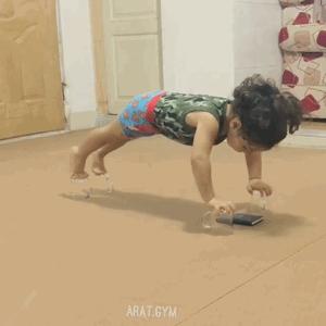 伊朗6岁腹肌男孩,伊朗帅哥腹肌