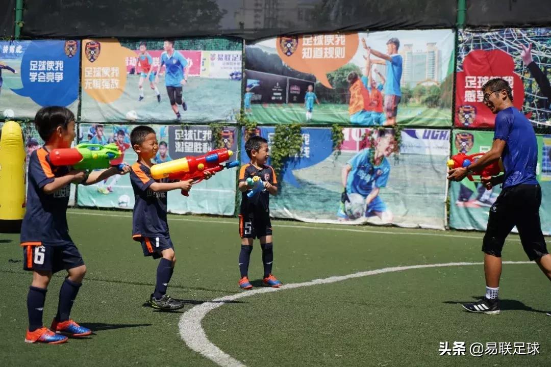 易联梯队训练赛,西安暑假易联足球培训班青少年