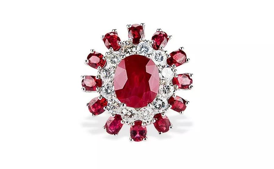 蓝宝石中的姐妹宝石,蓝宝石祖母绿宝石