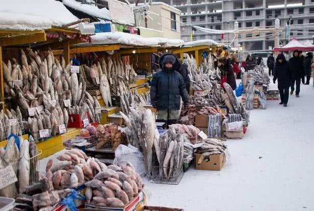 在零下64度的“冰城”，还能买到哪些菜？游客逛完后表示接受不了