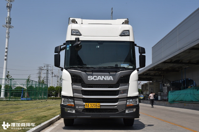 斯堪尼亚卡车vs沃尔沃卡车,斯堪尼亚卡车vs布加迪