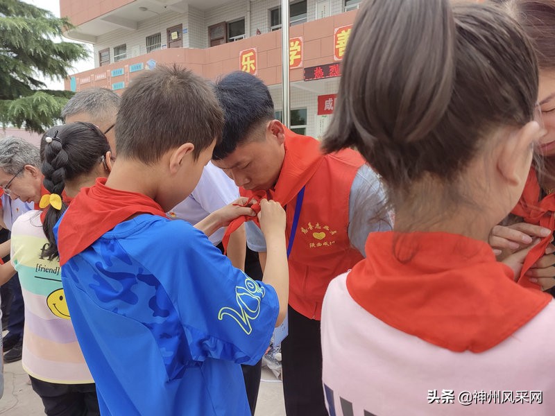 「神州头条」咸阳公益志愿者分会：初心久弥坚马兰助成长