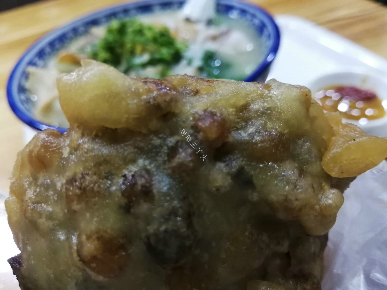 广州游客来潮汕吃白粥小品大全,游客品尝潮州鱼饭