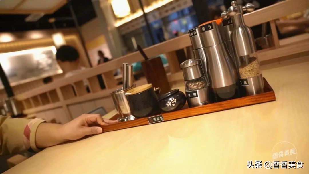 日剧中的酱油拉面,豚骨拉面日本泡面