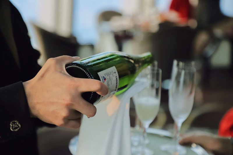 带朋友访深第一站，当然是云上深圳瑞吉