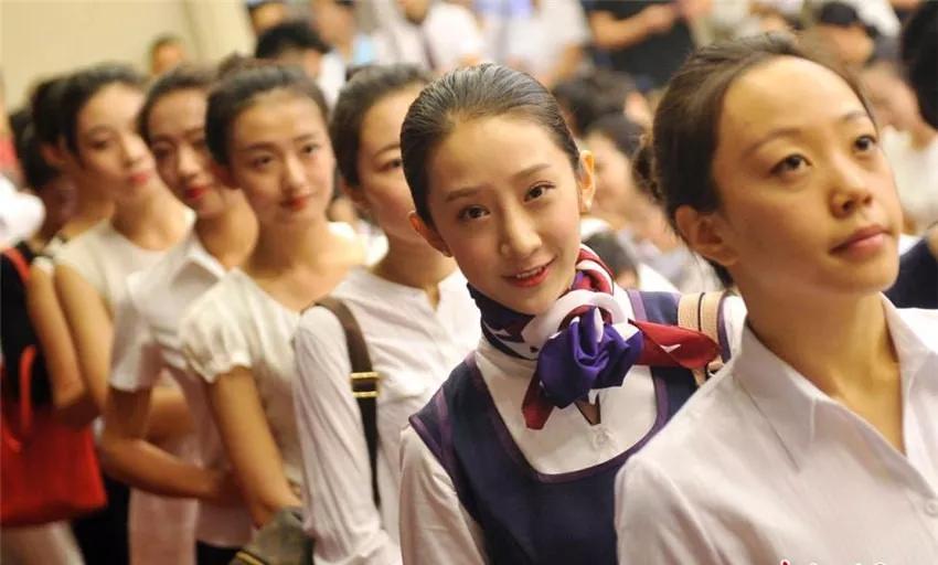 空姐体检是男人检查吗,空姐每年都要体检吗