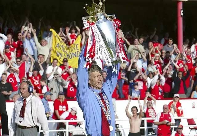 阿尔塞纳温格重返酋长球场,温格告别阿森纳