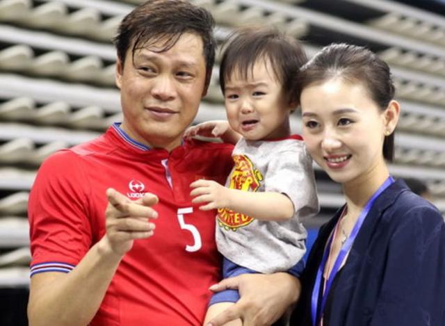 范志毅女儿和后妈参加节目视频,范志毅女儿最漂亮的照片