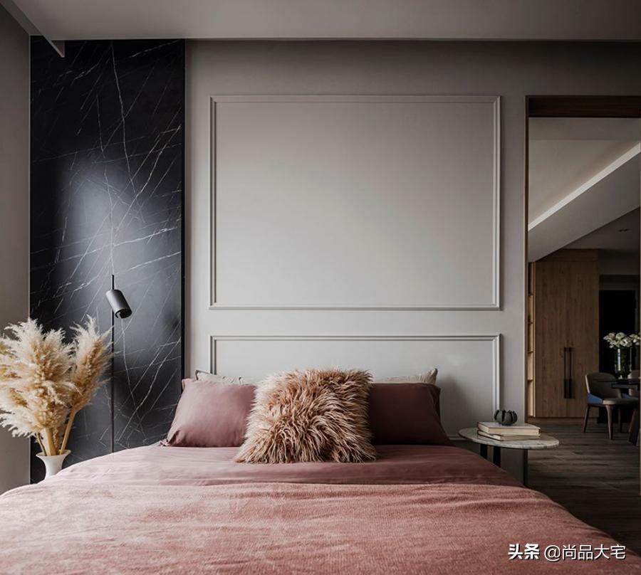 卧室不放床头柜怎么布置,卧室没有床头柜用什么代替