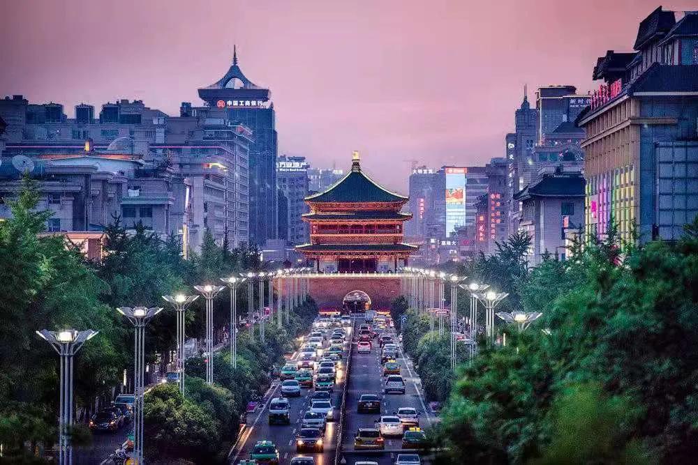 知乎里的西安，没有人均月入过万