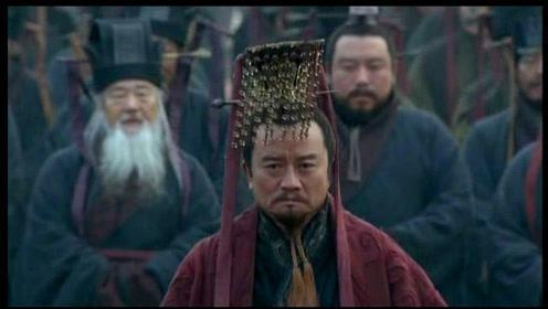 站在淮河浦口的袁术，望着涛涛的河水，遥想起曾经壮怀激烈的疆场