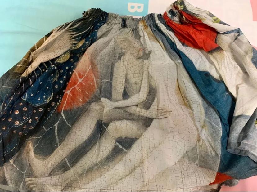 江南布衣童装变态元素,江南布衣回应童装被指画风诡异