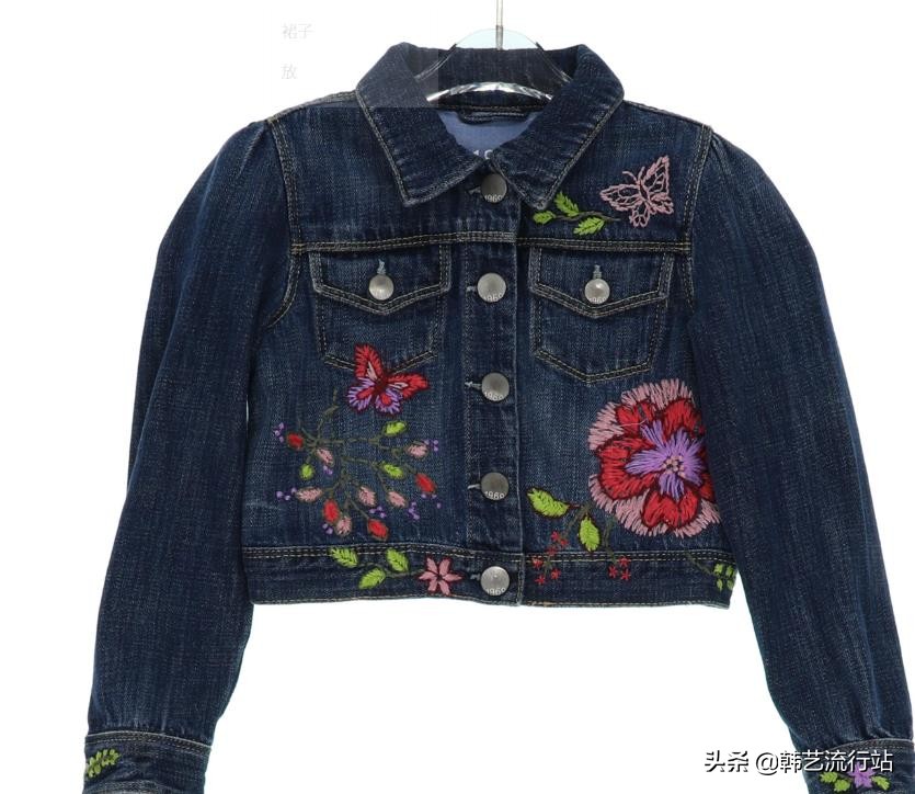 别愁，童装设计师，我为你提供一系列2021秋冬韩版童装牛仔新样衣