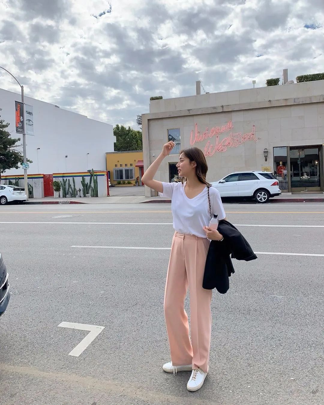 杨幂一万块钱毛衣,杨幂什么单品都能穿好