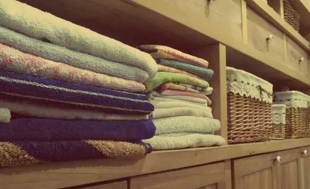 换季衣服归纳整理的小窍门,换季的衣服怎样储存没有异味