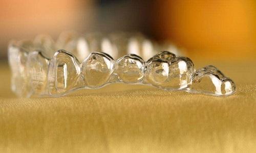 想整牙害怕有牙套脸,想整牙又害怕