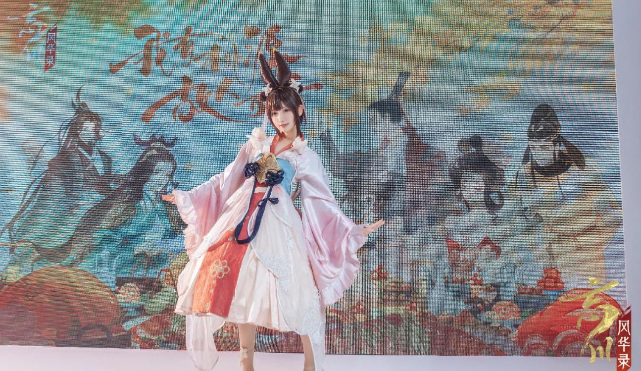 76岁老奶奶多次现身漫展,老二次元去漫展