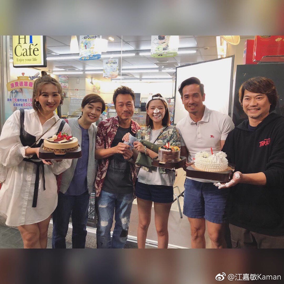 tvb颁奖典礼江嘉敏,本色出演tvb人气小花江嘉敏