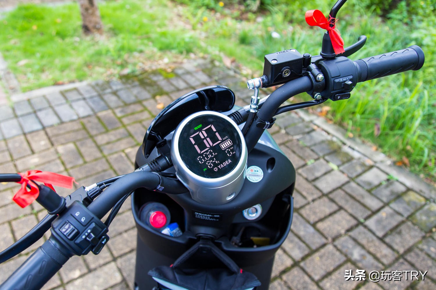 雅迪dm6真实价格,测评一辆1万多的雅迪电动车