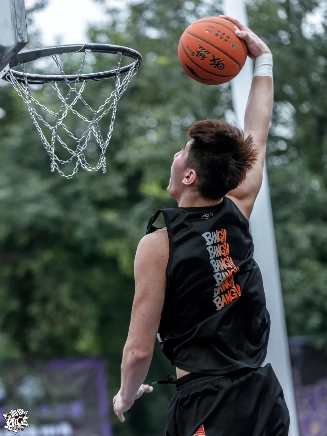 宏远+光明出品内线加盟清华男篮，他只愿做第一个自己