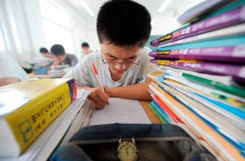 怎样防止高考滑档退档调剂,报志愿不服从调剂一定会滑档吗