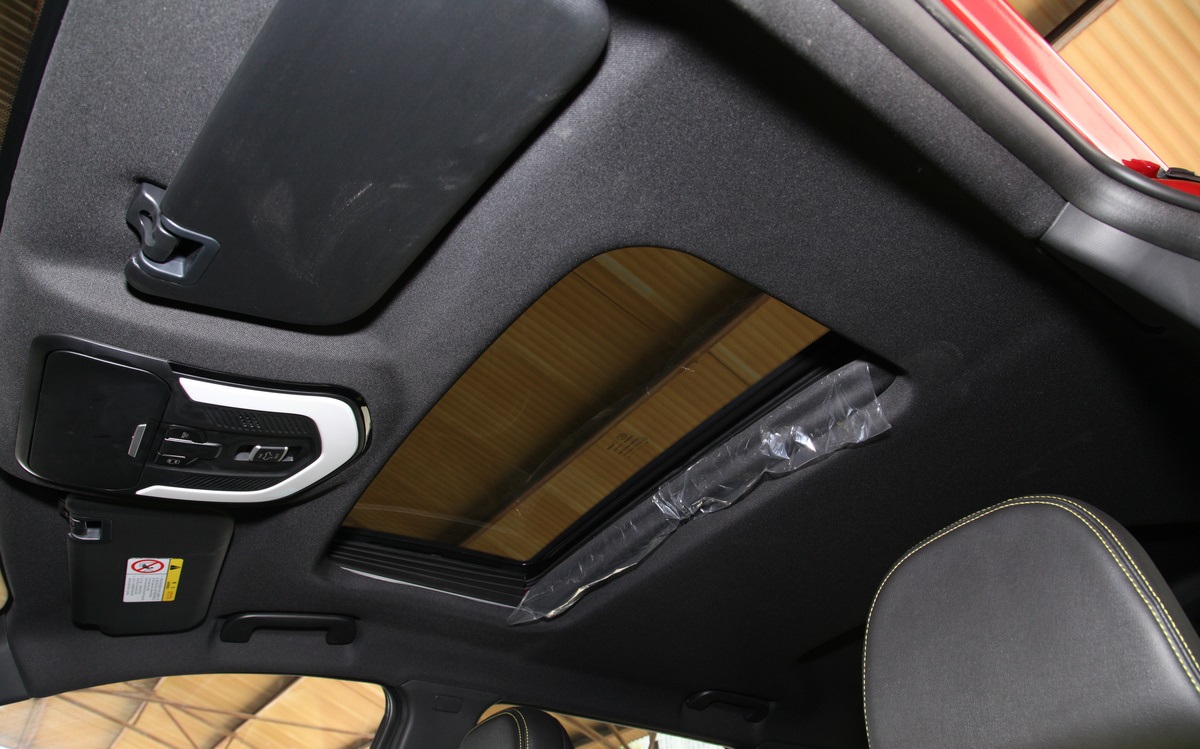 轴距2.7米的车,轴距2.65米以上的车