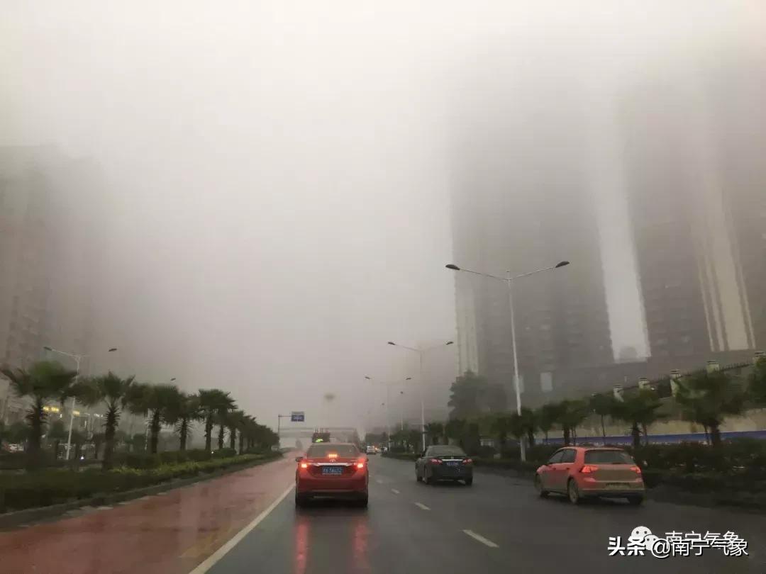 气温持续低迷周末有所缓和,天气转不稳定下周又有雷雨