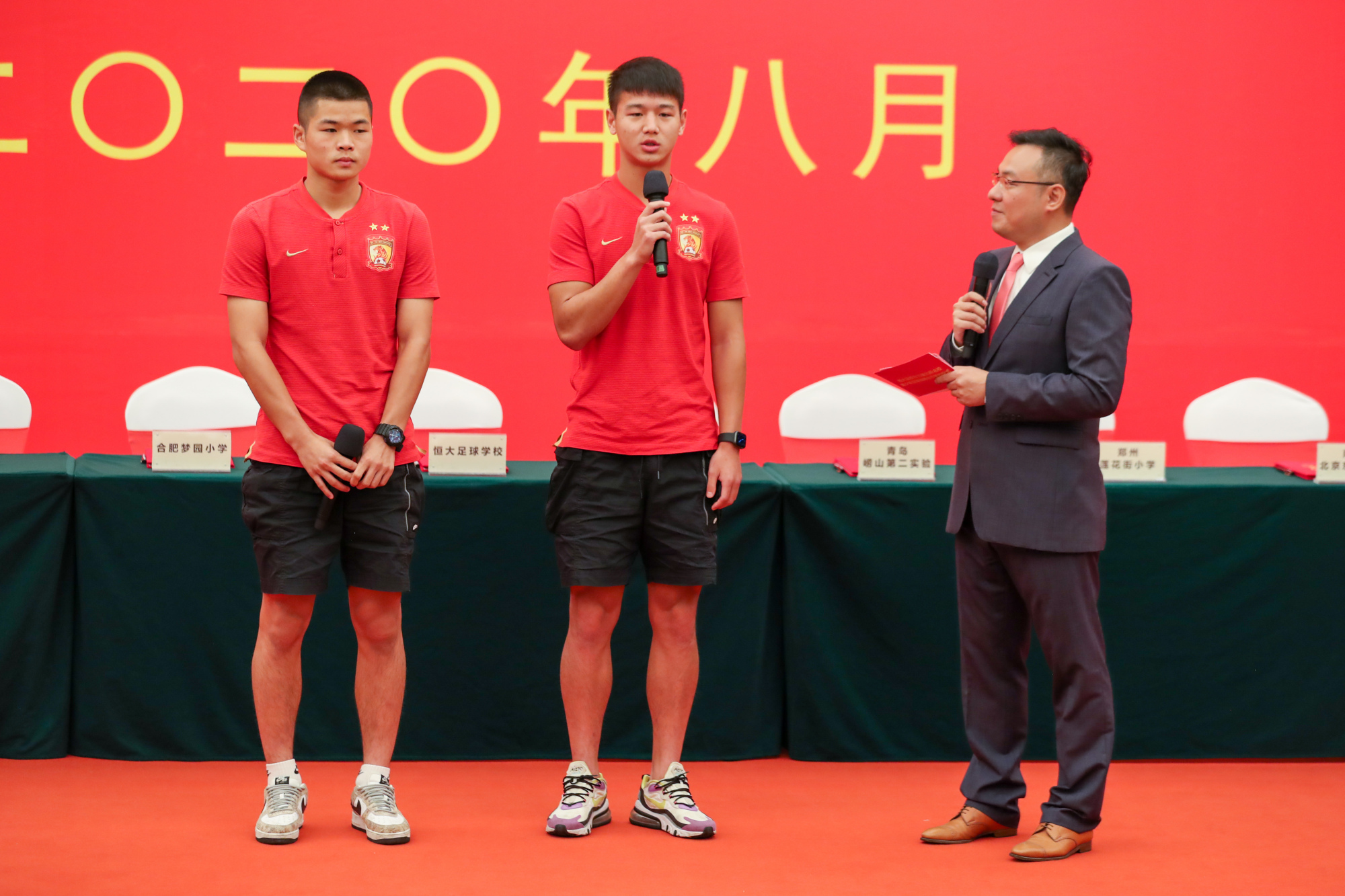 恒大足球青训最新消息,恒大青训新举措获足球专家点赞