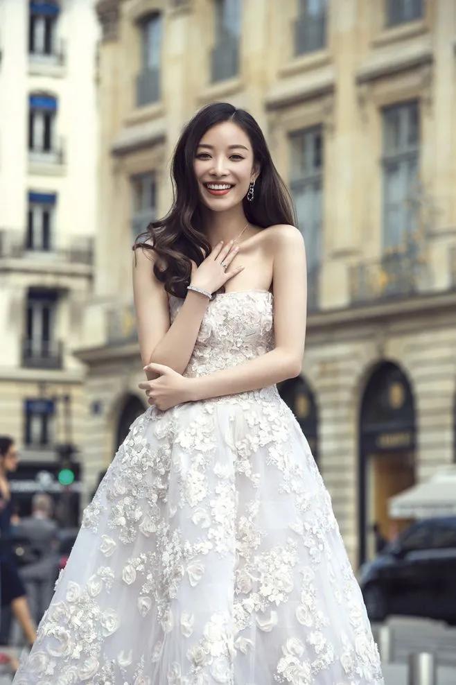 没勇气就别演丑角，这6位女星又丑又脏，毫无偶像包袱却被称经典