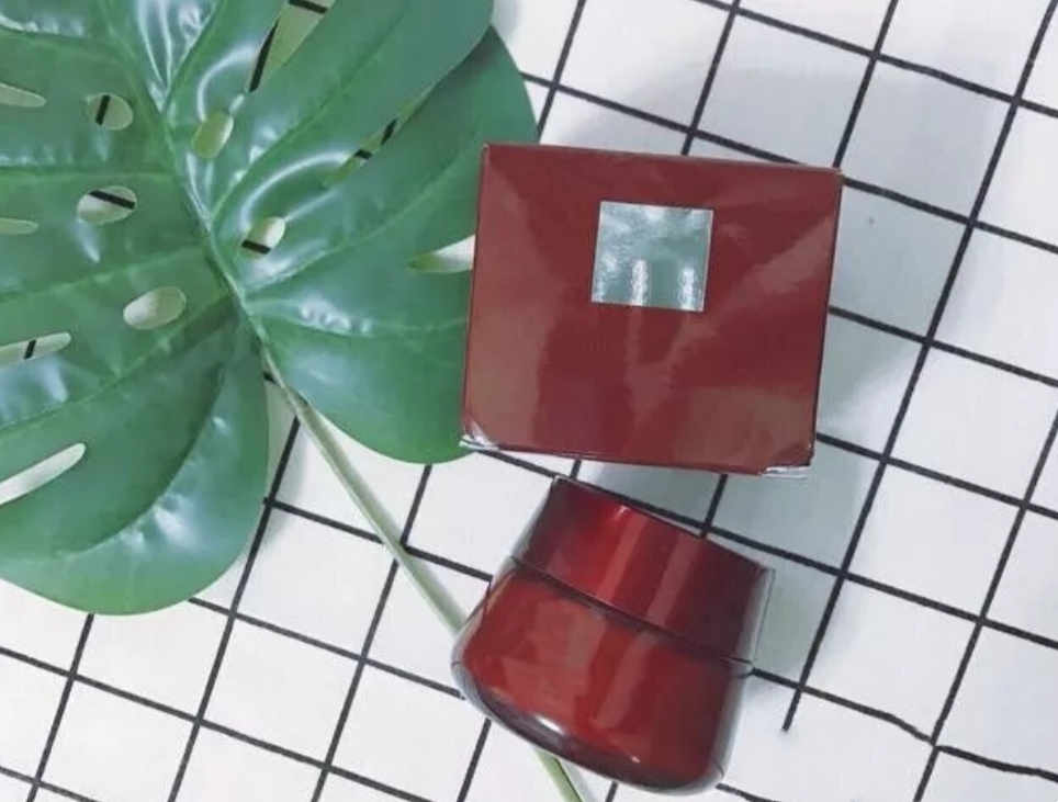 面霜推荐不考虑价格,六个不起眼的良心国货面霜