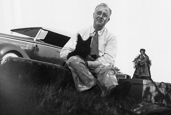 不一样的总统罗斯福：从生活出发，看美国4连任总统的传奇一生！