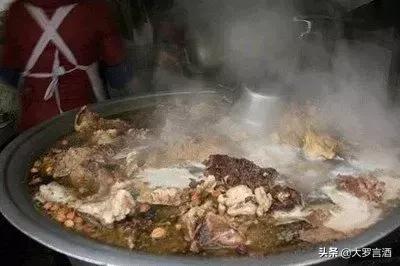 罗平彝家酒歌,罗平三杯酒