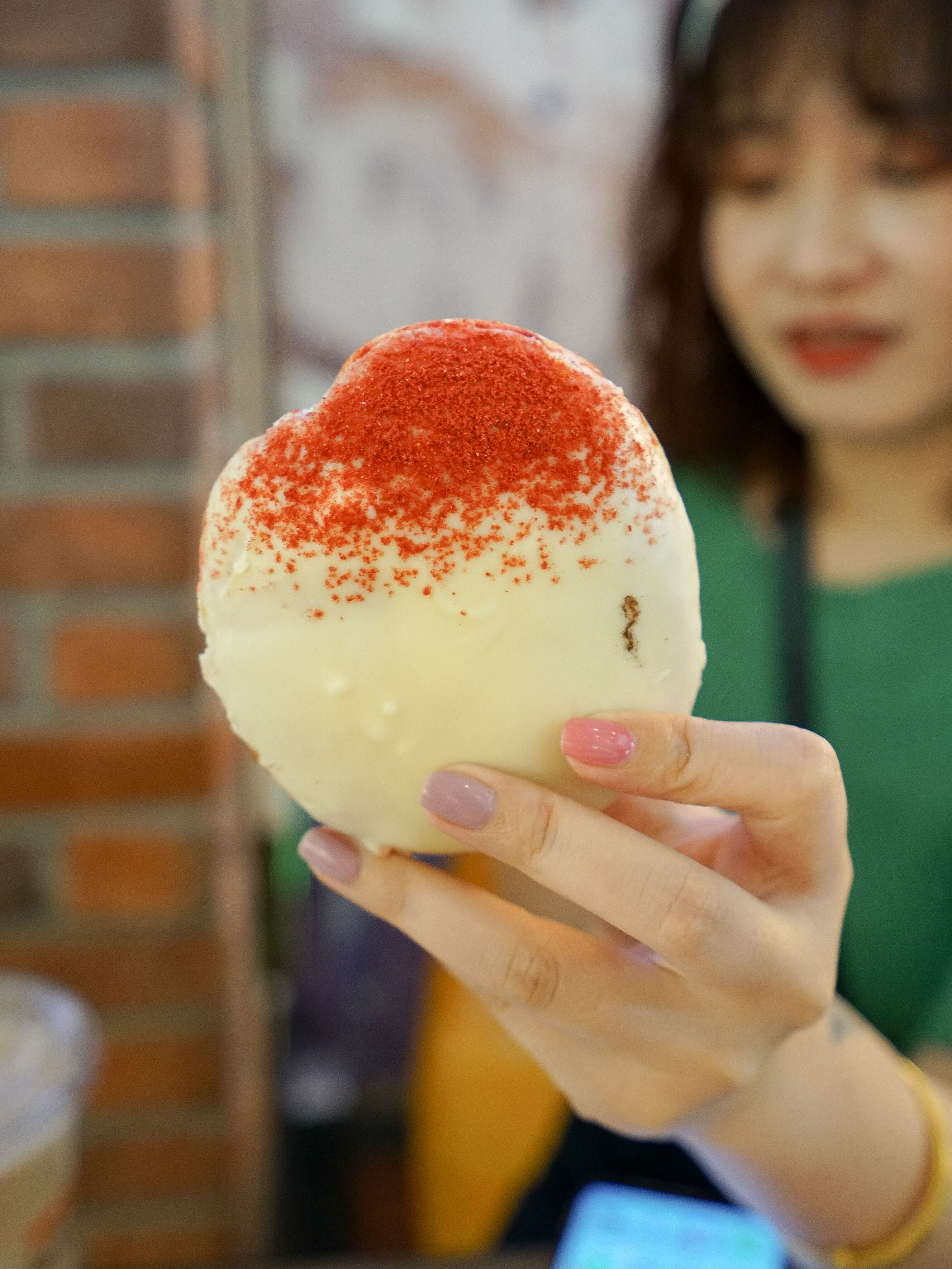 不是要退出中国市场了？美式甜甜圈居然又推出了这么多新品