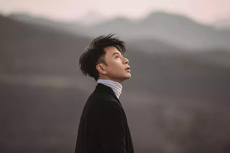 10首经典的粤语歌手完整版,100首经典粤语歌曲一人一首成名曲