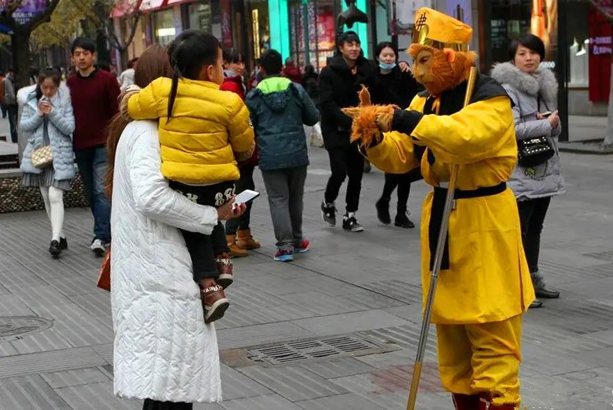 这个手掌大的照片打印机，让我冷漠了一直宠幸的单反