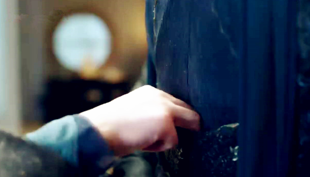 琉璃：禹司凤爹地惩罚元朗，不打人却揪裤带，所有秘密都告诉他