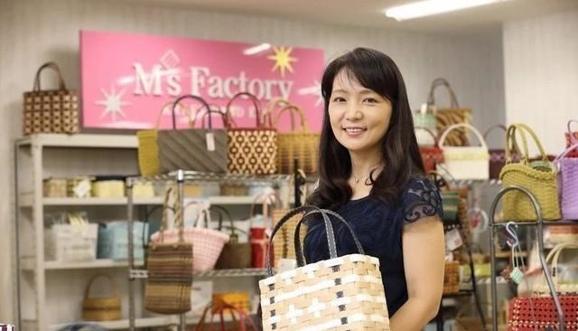 50岁日本主妇,用4500元创业,成为了令人羡慕的“美女总栽