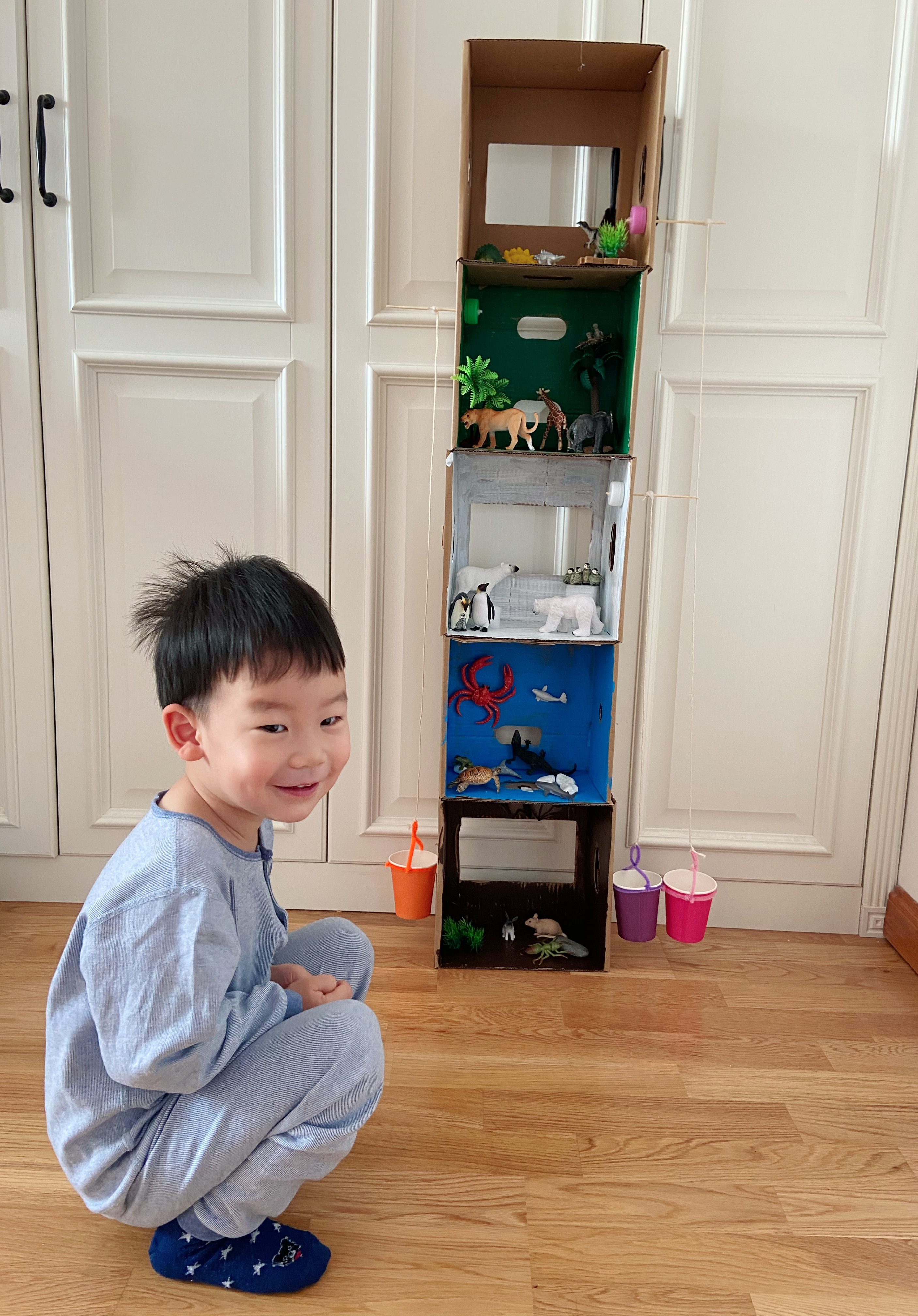 废纸箱可以做什么玩具,不用的废纸箱如何给孩子做玩具