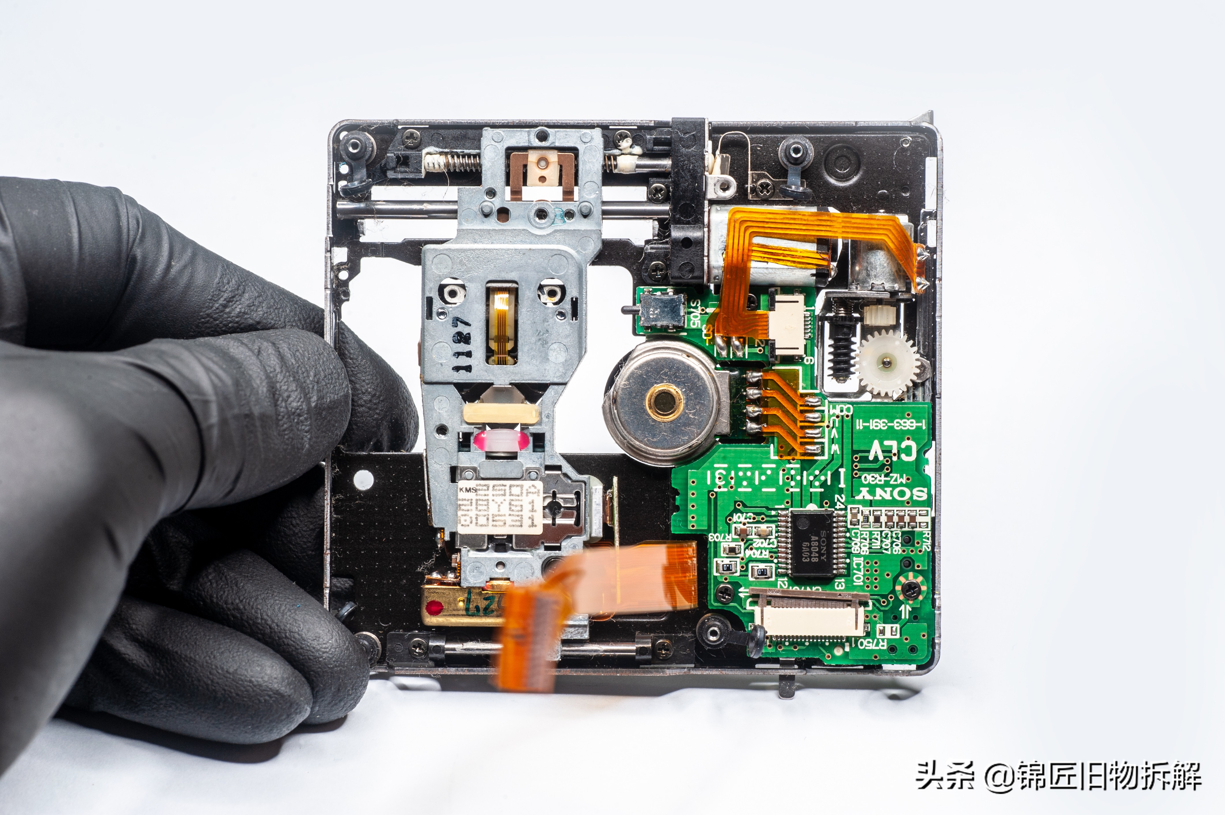 索尼md-rh1随身听拆解,索尼mdr-100abn拆解