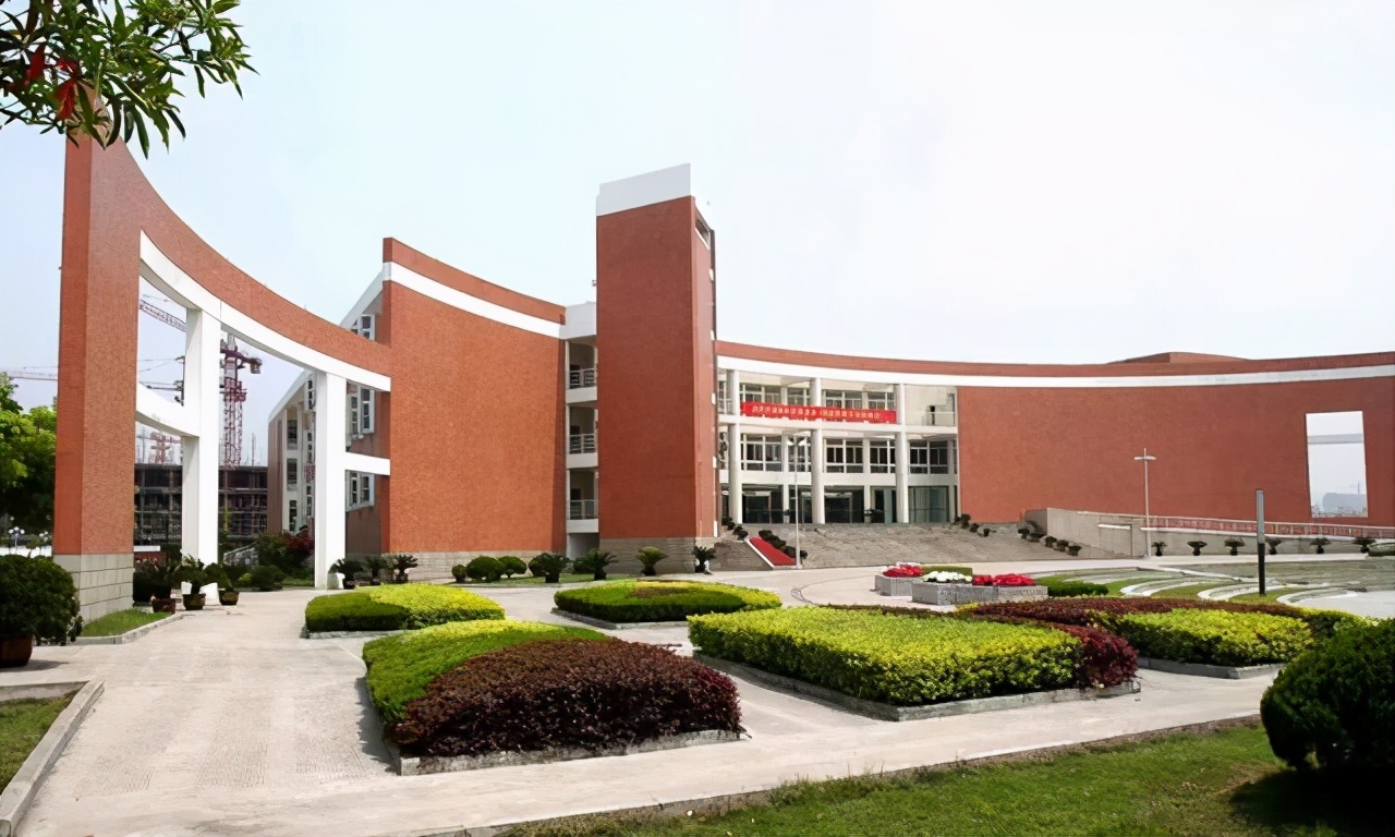 高考分数低又想上本科有哪些办法,高考成绩不好如何报考大学