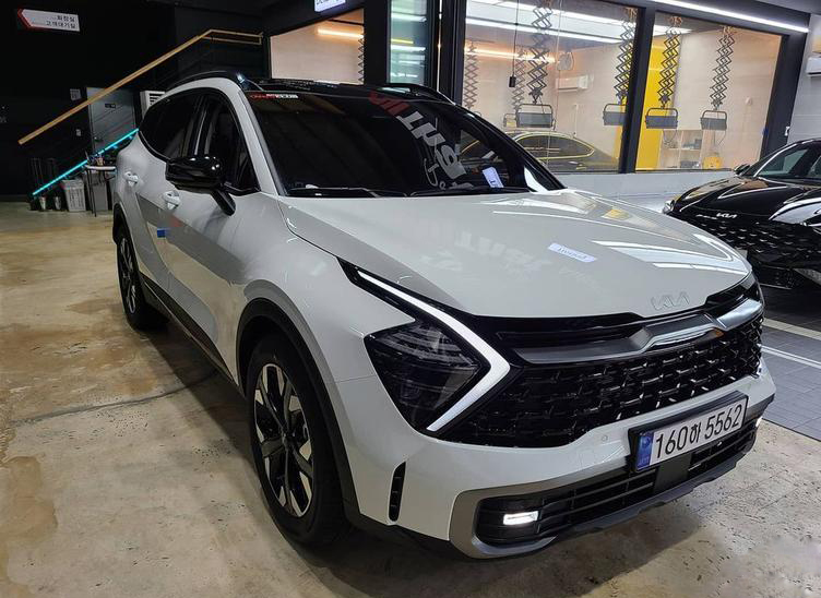 起亚狮跑1.6t手动挡二手江西省内,全新起亚狮跑有7座吗