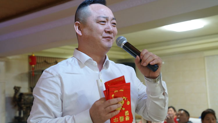 雷帝国际彩砂施工视频,雷帝国际瓷砖辅料