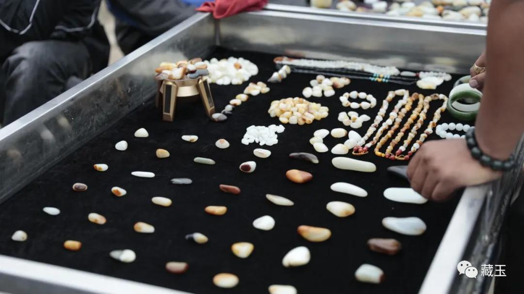 一组假皮特写!七大特征让你一眼看懂真假籽料