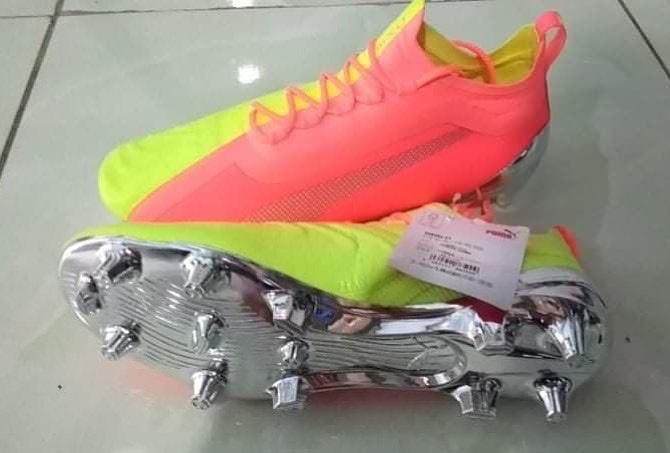 世界最新装备,2019年世界足球顶级阵容