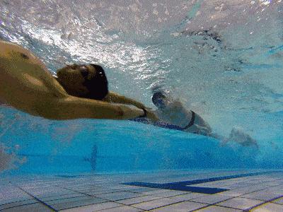 腰围34.7cm缅甸女孩成全球腰最细的人，网友：比我腿还细