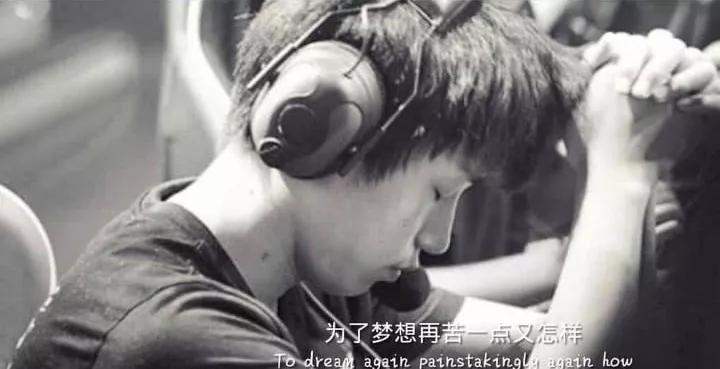 外国人看edg夺冠激动视频,edg夺冠刷爆社交媒体